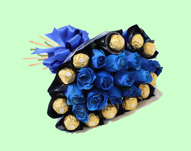 Ramos De Dulces Con Rosas Azules - Floreria A Domicilio