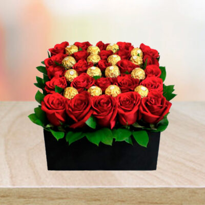 Caja de Rosas con Chocolates